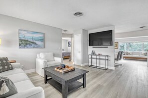 3 Schlafzimmer, Bügeleisen/Bügelbrett, Reisekinderbett, kostenloses WLAN