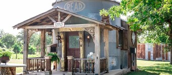 Charming 1-bedroom cottage 8 minutes from Round Top-WiFi, AC -zHEN House Silo #1