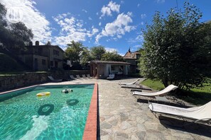 Outdoor pool - Dream villa in Tuscany with pool, stunning views and its own church (Pescia)