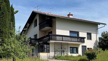 Esterni