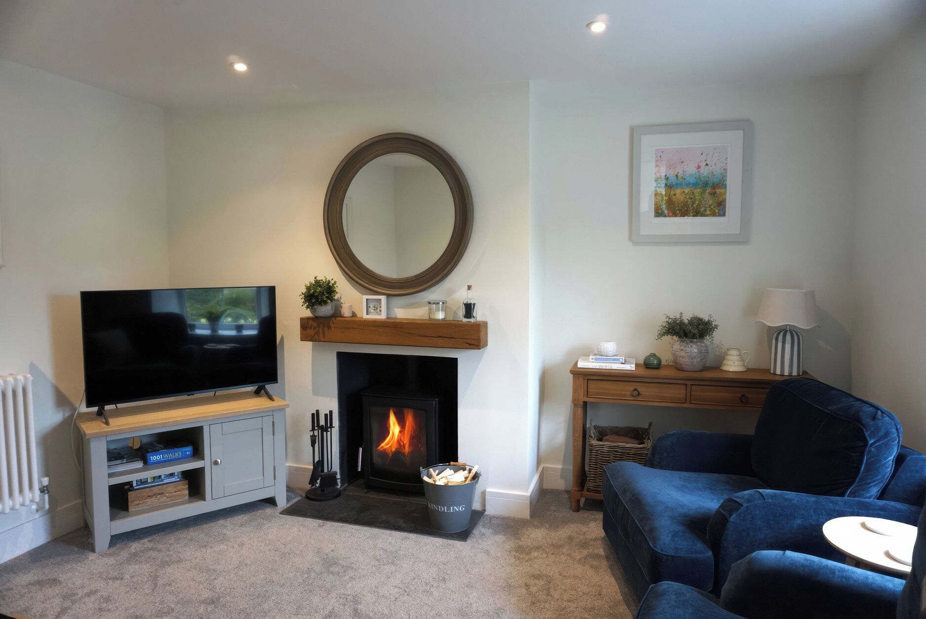 Cottage | Living area | Fireplace