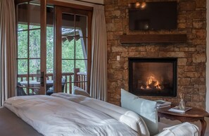 Premium bedding, down comforters, free wired internet, bed sheets