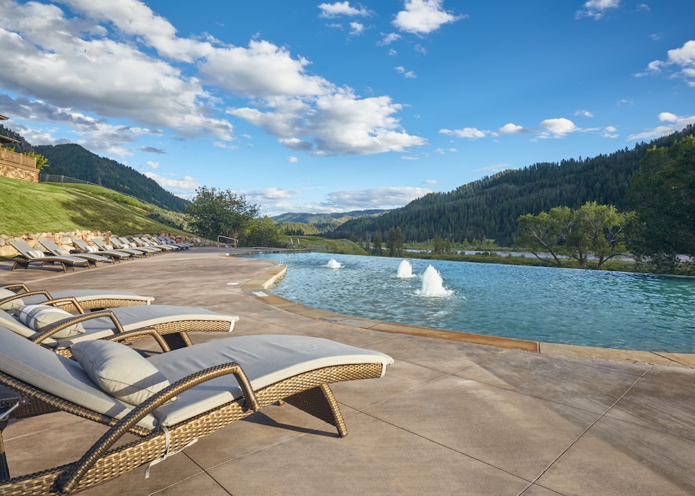 Snake River Sporting Club by null