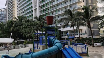 Condo, 1 Bedroom, Smoking | Children's area