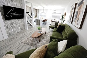 Älytelevisio, kirjoja