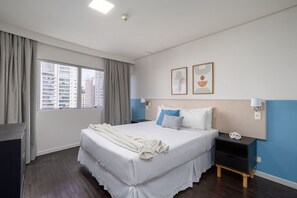 Laptop workspace, free WiFi