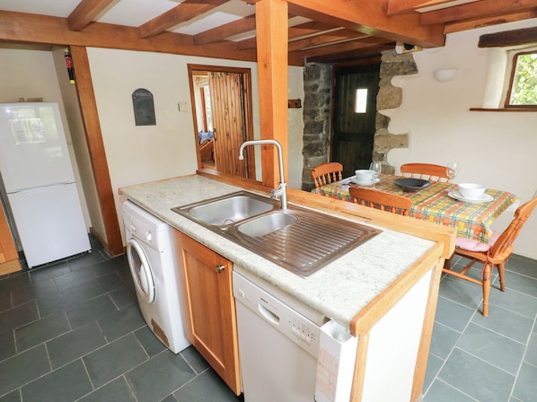 Cottage | Private kitchen | Dishwasher, cookware/dishes/utensils - The Dovecote (Fishguard)