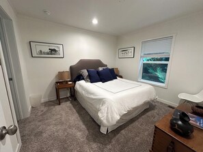 2 habitaciones, tabla de planchar con plancha y wifi gratis 