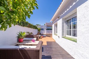 House | Terrace/patio