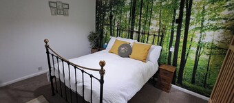 Robin's Nest, a Quiet Home From Home