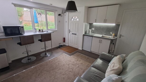 Unclassified image, 1 of 14, button - Robin's Nest, a Quiet Home From Home (Market Harborough)