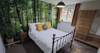 Robin's Nest, a Quiet Home From Home