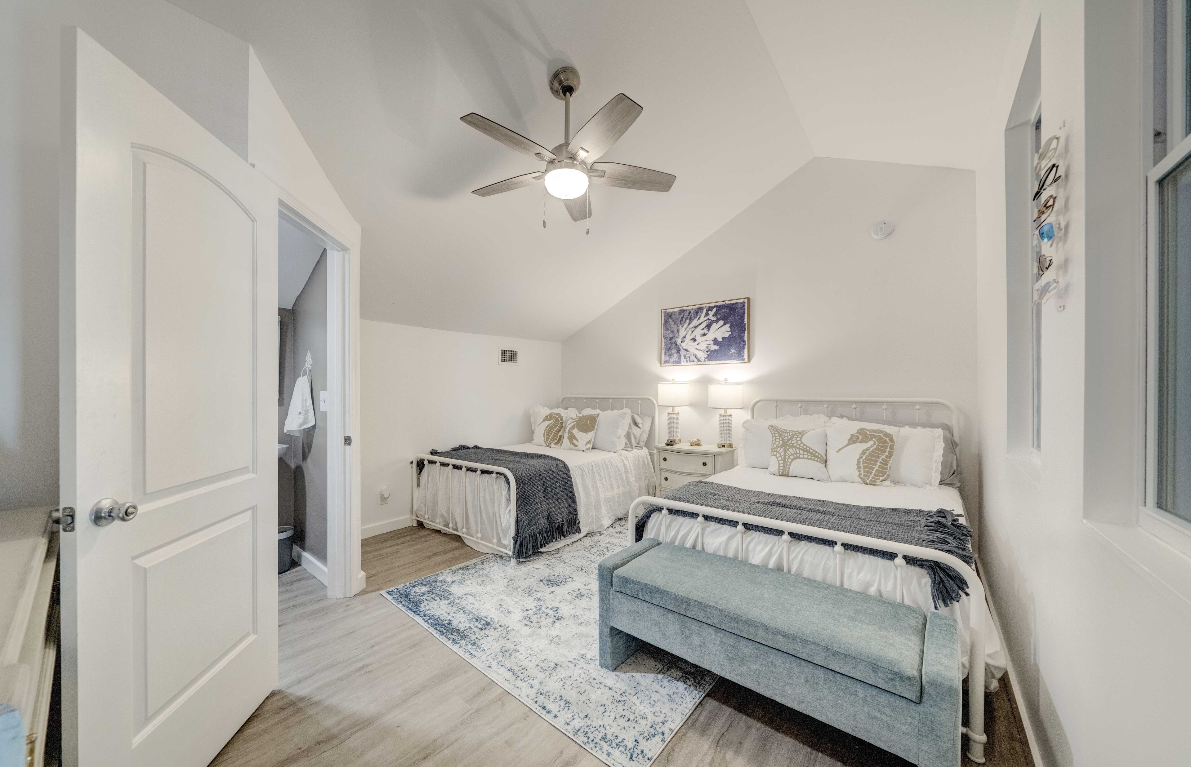 2 sovrum, strykjärn/strykbräda, gratis wi-fi och sängkläder