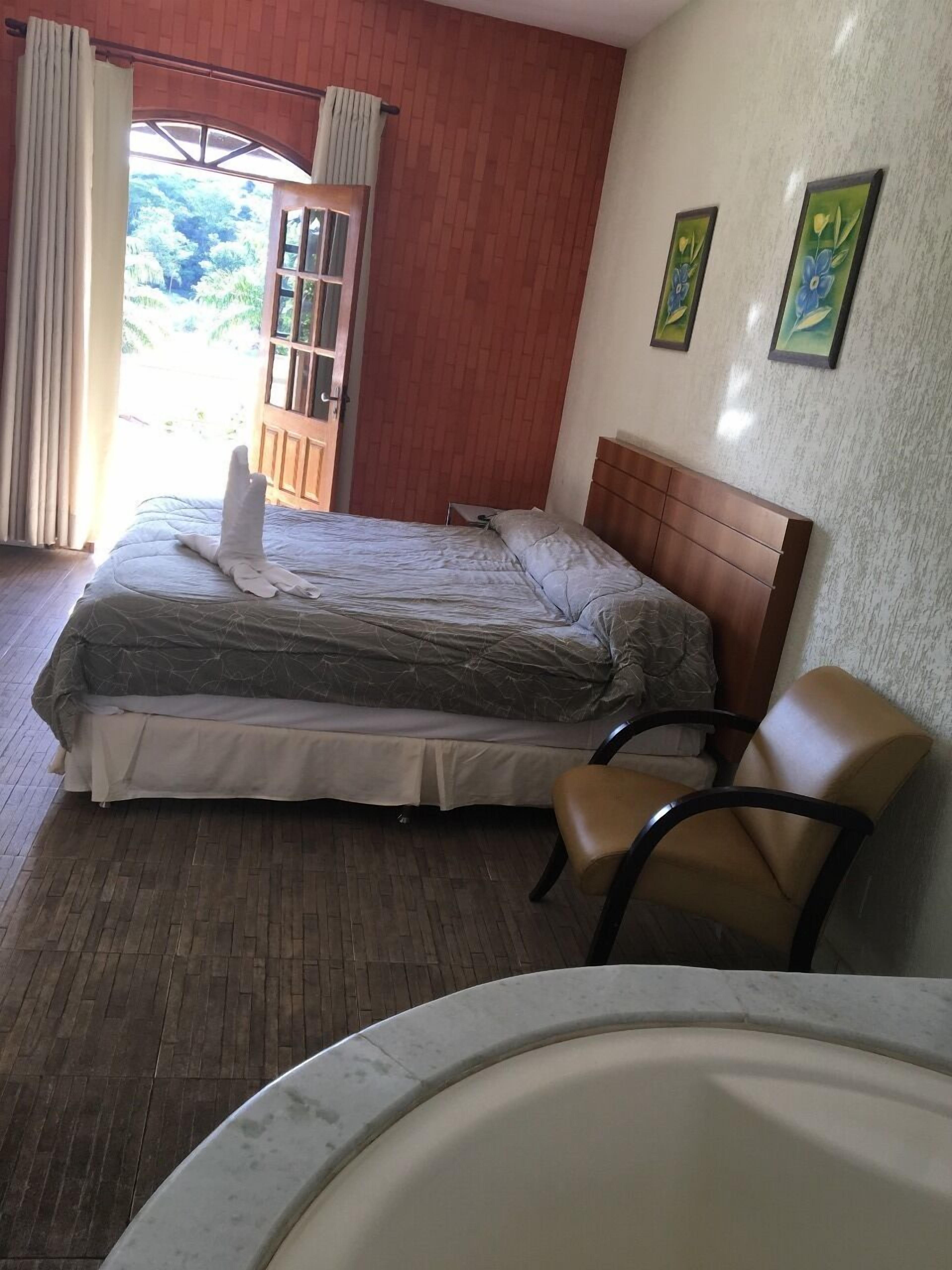 Deluxe Twin Room | In-room safe, free WiFi, bed sheets