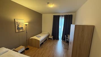 1 bedroom, WiFi, bed sheets