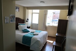 Double Room, Balcony, Courtyard View | Desk, free WiFi - TERRA & LAKE (Puno)