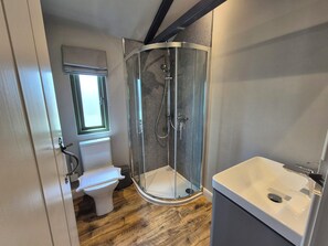 Cottage | Bathroom - Birch Banc Retreats - Bedw (Llanidloes)