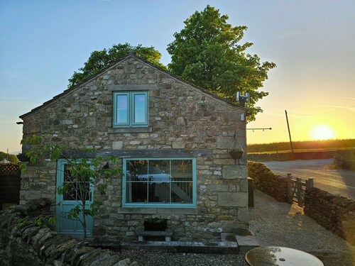Cosy cottage in Tosside on the edge of
Gisburn Forest and the Yorkshire Dales