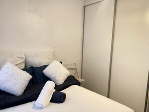 2 Schlafzimmer, Bügeleisen/Bügelbrett, WLAN