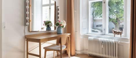 Tabla de planchar con plancha y wifi gratis