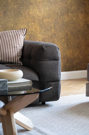 Superior Apartment, City View | Living area