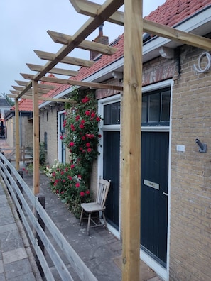 Property grounds - Rosy's Cottage. (Balk)