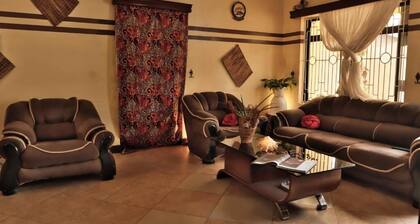 Msovi House - Standard Twin Room