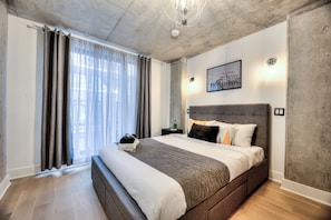 Silitysrauta/-lauta, ilmainen Wi-Fi, vuodevaatteet