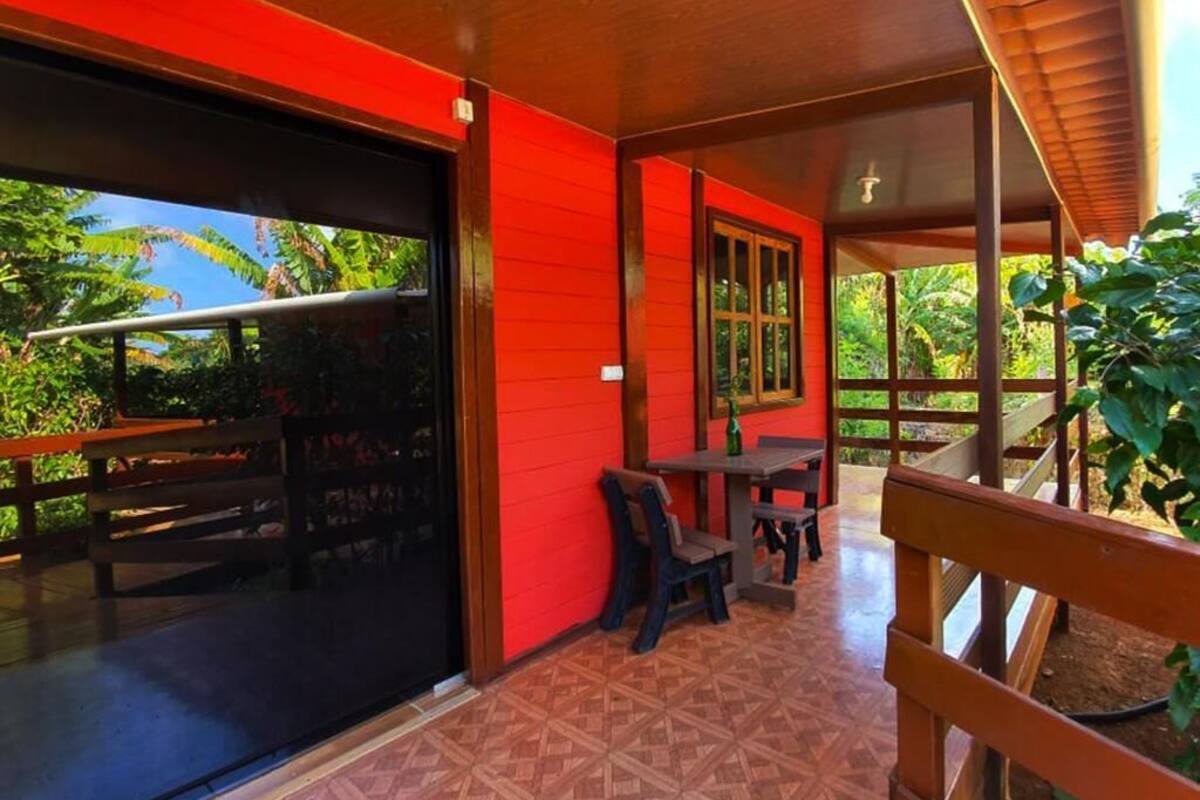 Camera Grand, balcone, vista giardino | Wi-Fi gratuito, lenzuola