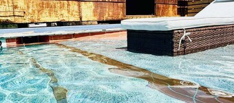 Historical 1930's Lodge on Ranger Hill w/ Pool. Hour-ish from FTW!