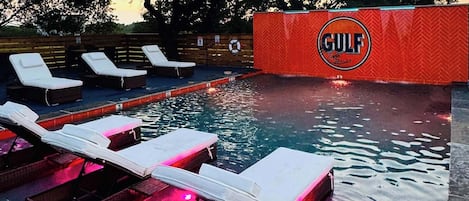 Pool
