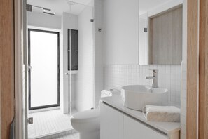 Hair dryer, towels - Myla 04C - 2BR In Roma Norte - HighF (Mexico City)