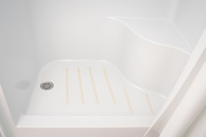 Toalettartikler (inkludert) og håndklær