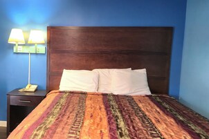 Desk, free WiFi, bed sheets
