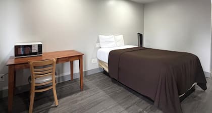 6 Rivers Motel Fortuna near Hwy 101