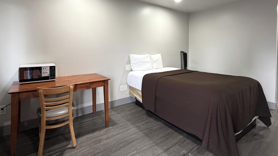 6 Rivers Motel Fortuna near Hwy 101