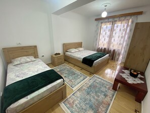 3 Schlafzimmer, Bügeleisen/Bügelbrett, WLAN, Bettwäsche