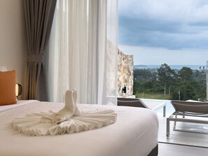 2 bedrooms, desk, free WiFi, bed sheets