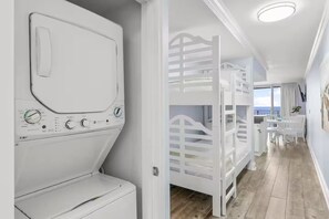 1 makuuhuone, silitysrauta/-lauta, Wi-Fi, vuodevaatteet