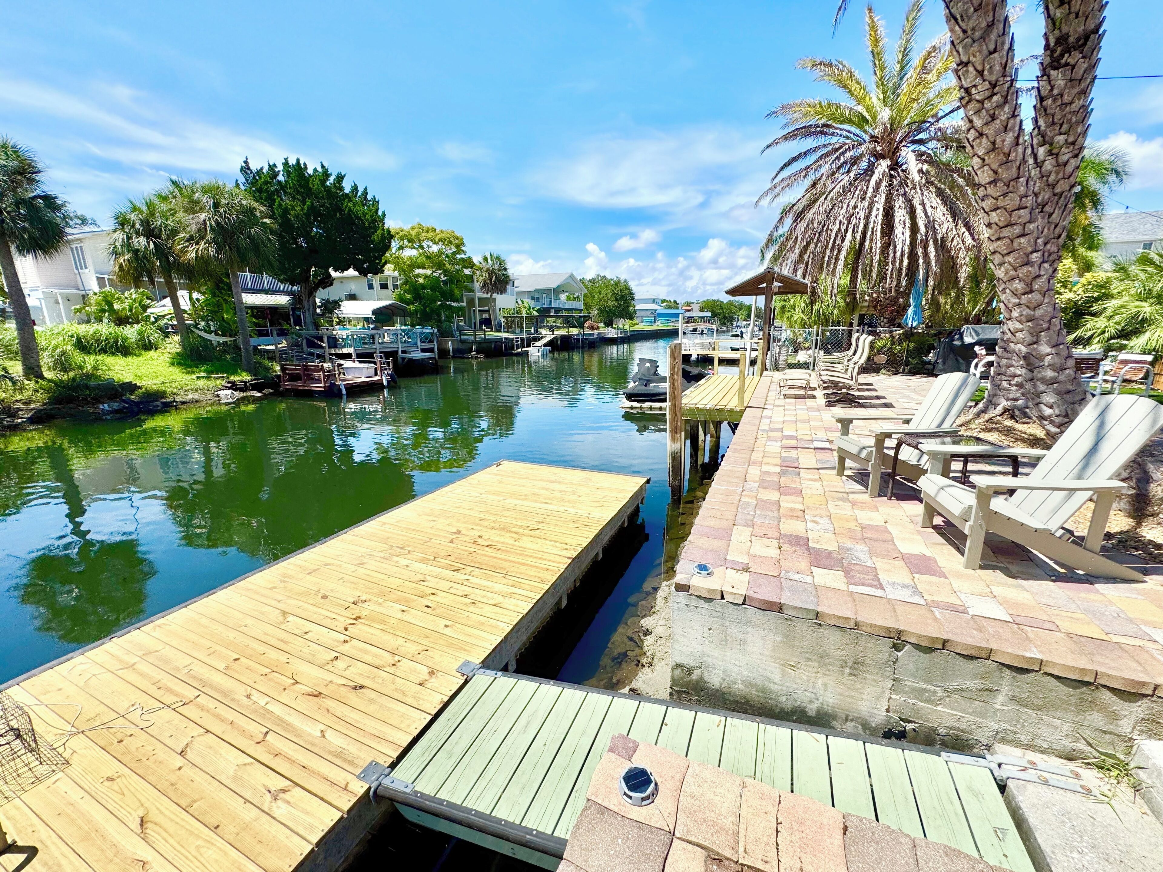 Stationary Dock & Floating Dock