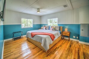 3 Schlafzimmer, Schreibtisch, Bügeleisen/Bügelbrett, kostenloses WLAN