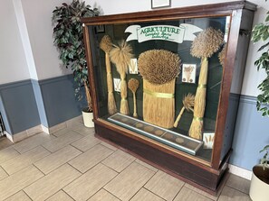 Interior - Wheatland Hotel (Strathmore)