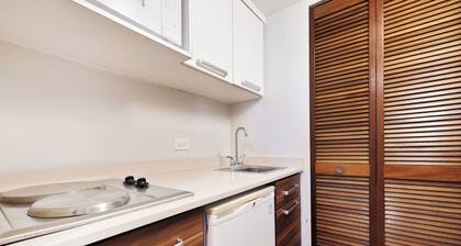 3-bedroom apartment in perfect Palmas del Mar with pool and beach access