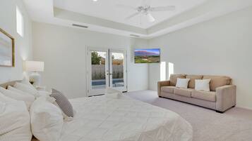3 bedrooms, iron/ironing board, travel crib, free WiFi