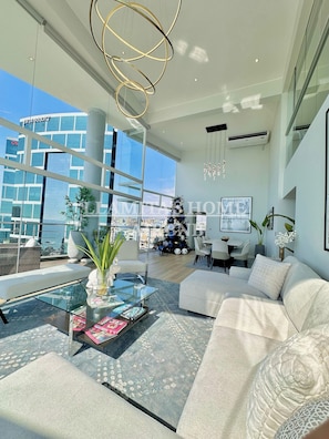 Smart TV - Best Penthouse Ocean View Private Miraflores (Miraflores)