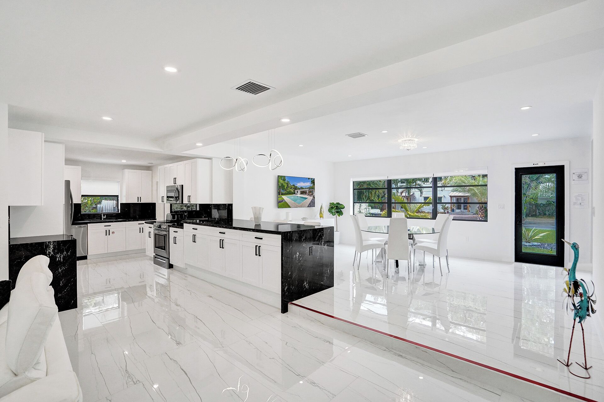 奢華獨棟房屋, 泳池景觀 | 起居區