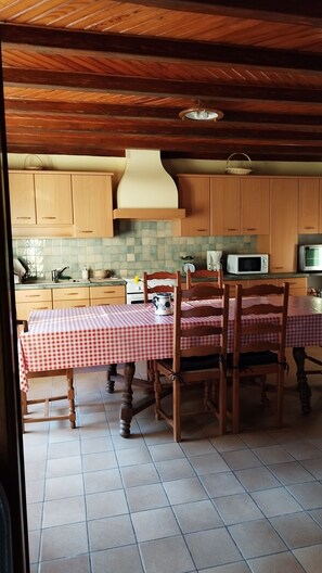 Dining - Gite Lann er Viline (Camors)