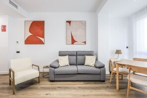 TV - Apartment ASCAO 58 (Madrid)