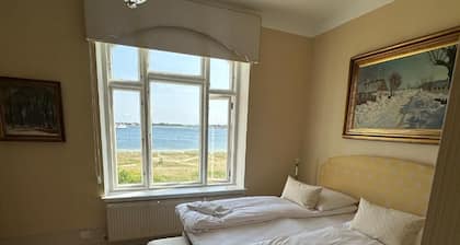 Aaroesund Badehotel