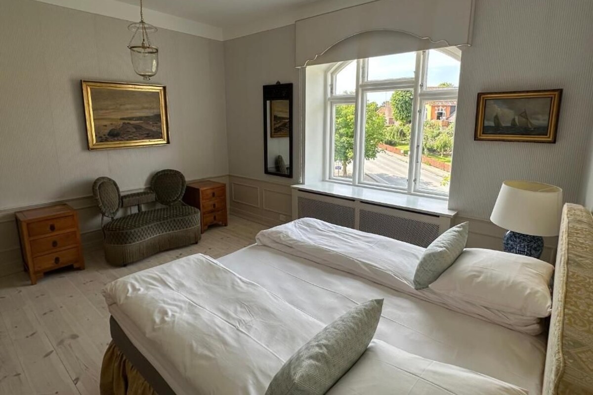 Classic room